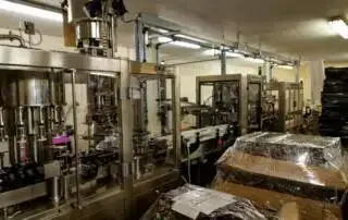 Eine der beiden Abfüllanlagen bei Springbank