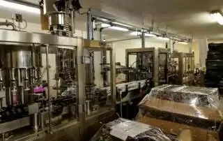Eine der beiden Abfüllanlagen bei Springbank