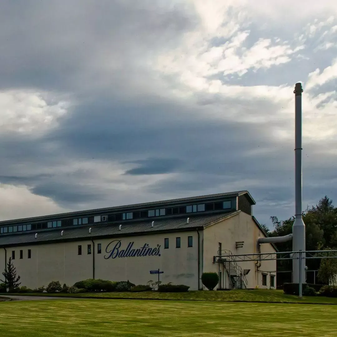 Glenburgie Brennerei - Hier wird Malt Whisky für Ballantine's hergestellt