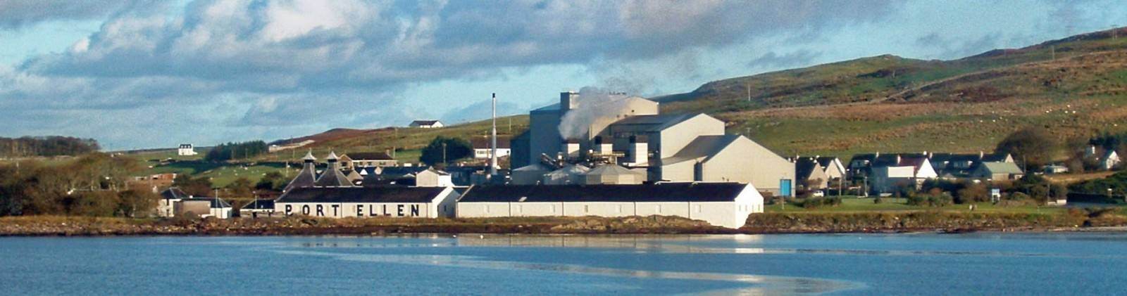 Port Ellen Destillerie und Mälzerei Meeransicht