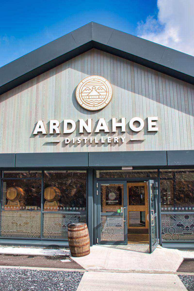 Eingang des Ardnahoe Besucherzentrums