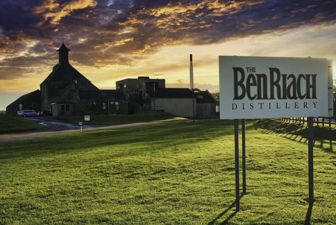 BenRiach Distillery - Anfahrt zur Brennerei